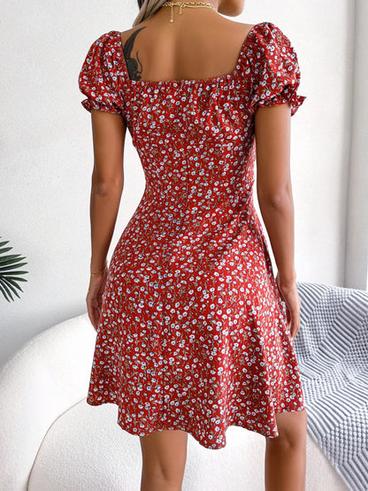 Vestido corto  con estampado floral